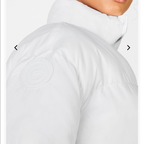 NWT Fabletics cropped puffer jacket - Picture 2 of 3